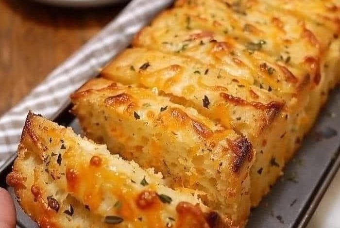 Cheesy Pull Apart Bread